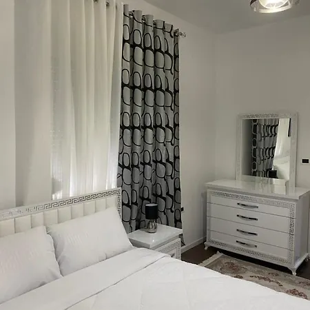 Apartament Vi's Korcza